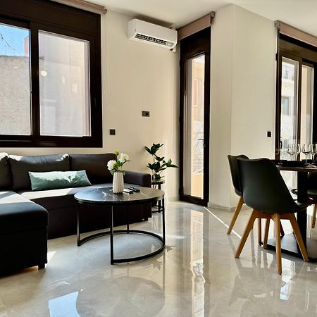 Spacious Apartment Near Monastiraki By Kozy Koala Афины Экстерьер фото